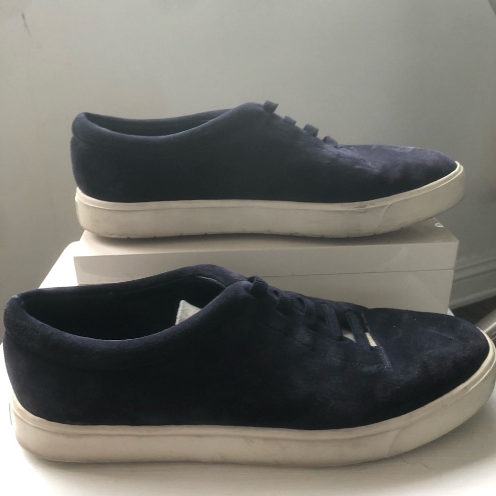 Vince Suede Sneakers - Picture 3 of 4